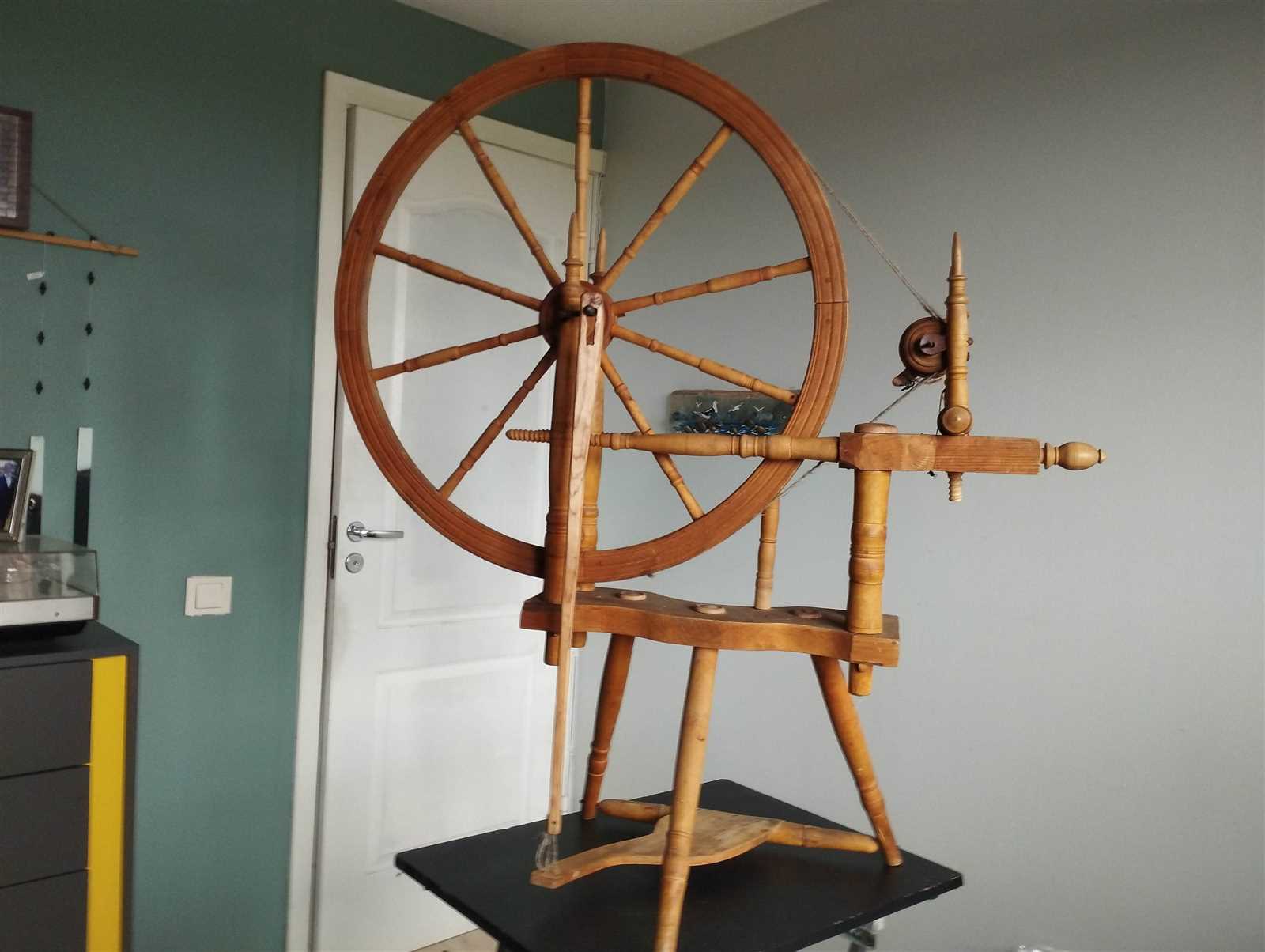 antique spinning wheel parts diagram